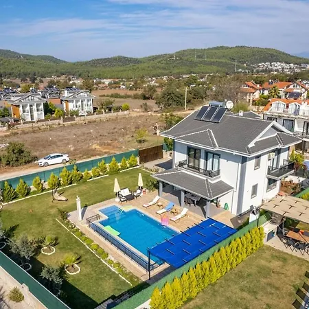 Villa Olive Oyl - With Private Pool For 6 People In Hisaronue *