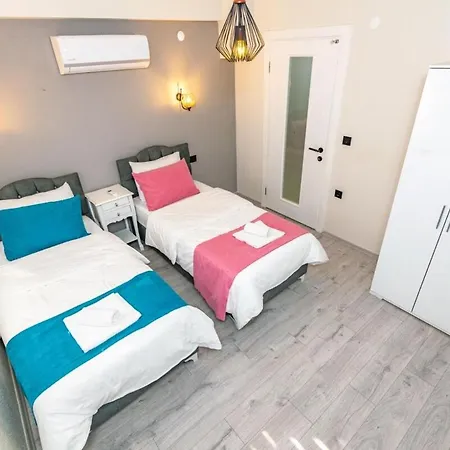 Olive Oyl - With Private Pool For 6 People In Hisaronue Villa Fethiye