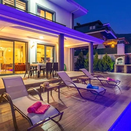 别墅 Olive Oyl - With Private Pool For 6 People In Hisaronue *