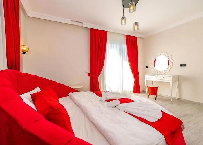 Olive Oyl - With Private Pool For 6 People In Hisaronue Вилла *