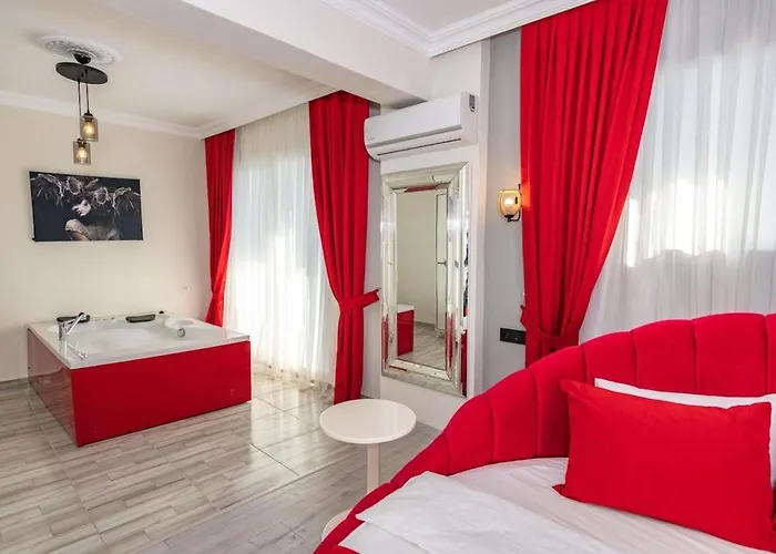 Olive Oyl - With Private Pool For 6 People In Hisaronue Fethiye