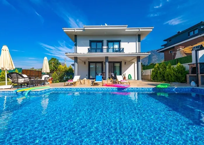 Willa Olive Oyl - With Private Pool For 6 People In Hisaronue Fethiye