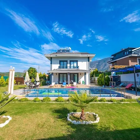 Olive Oyl - With Private Pool For 6 People In Hisaronue Fethiye