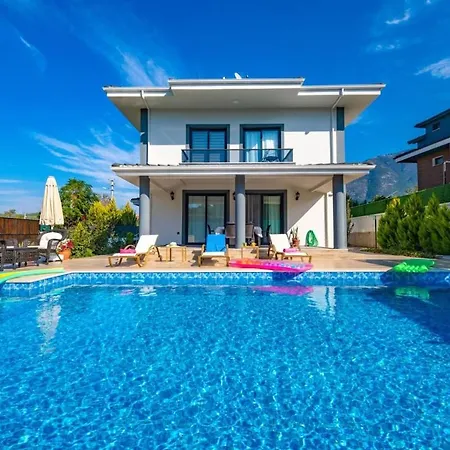 ヴィラ Olive Oyl - With Private Pool For 6 People In Hisaronue フェティエ