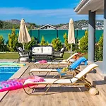 Olive Oyl - With Private Pool For 6 People In Hisaronue Villa