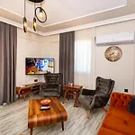 Villa Olive Oyl - With Private Pool For 6 People In Hisaronue
