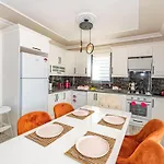 Villa Olive Oyl - With Private Pool For 6 People In Hisaronue *
